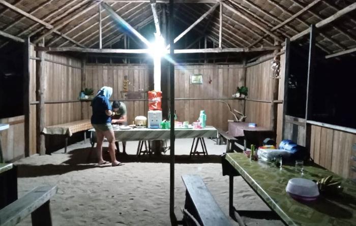 Mawar Homestay Besir Экстерьер фото